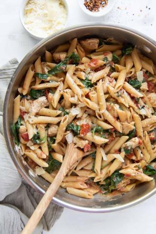 Chicken Fajita Penne Pasta Skillet